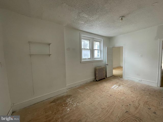 4936 N 9TH ST, Philadelphia, PA 19141