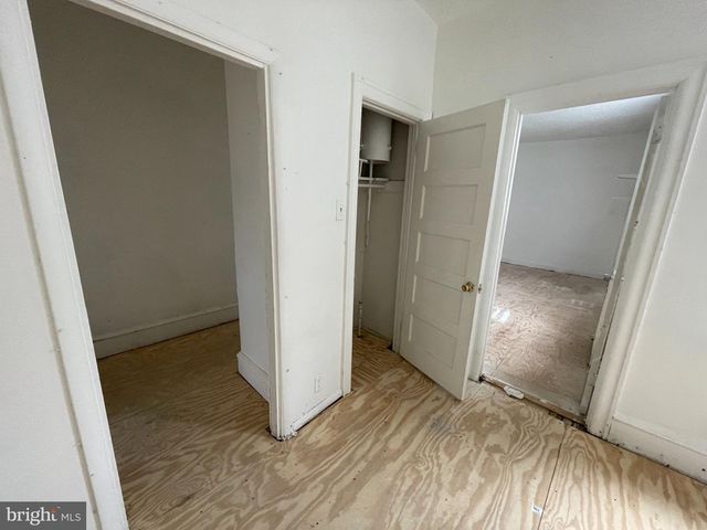 4936 N 9TH ST, Philadelphia, PA 19141