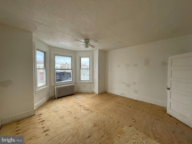 4936 N 9TH ST, Philadelphia, PA 19141