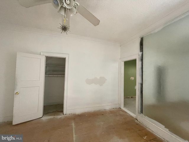 4936 N 9TH ST, Philadelphia, PA 19141