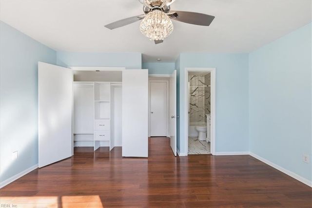 233 Mill Point DR, Hampton, VA 23669