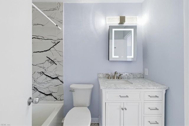 233 Mill Point DR, Hampton, VA 23669