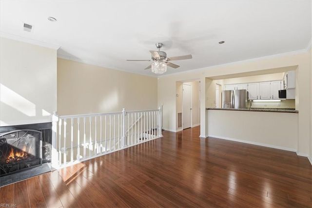 233 Mill Point DR, Hampton, VA 23669