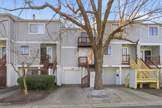 233 Mill Point DR, Hampton, VA 23669