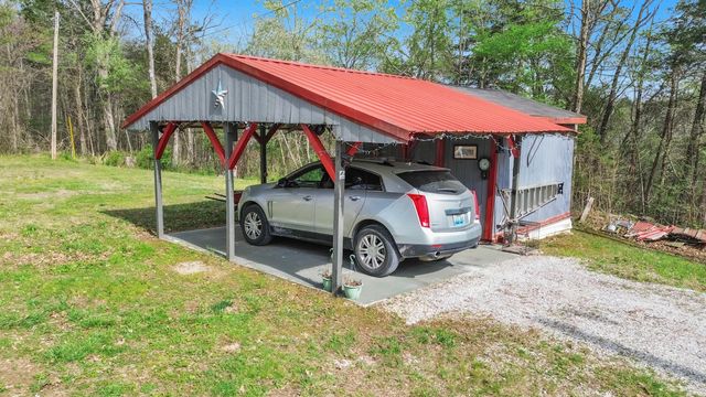 179 Aderholt Road, Bronston, KY 42518