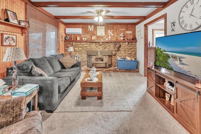 179 Aderholt Road, Bronston, KY 42518