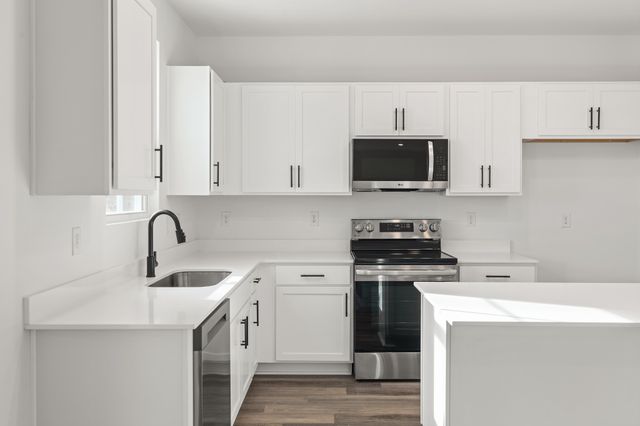 2292 Nicholas Ave, Cookeville, TN 38506
