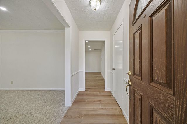 9631 Philmont Drive, Houston, TX 77080