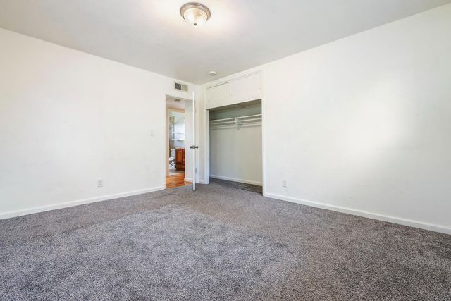 3913 E Fountain Way, Fresno, CA 93726