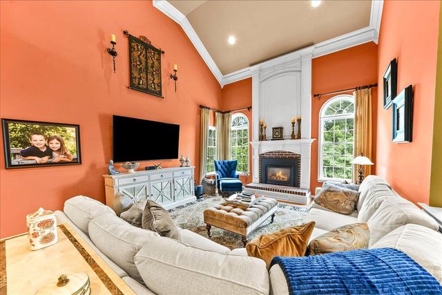 30 WILLIAM HOWARD DR, Glen Mills, PA 19342