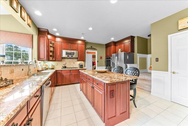 30 WILLIAM HOWARD DR, Glen Mills, PA 19342