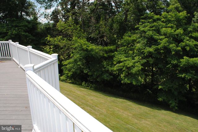30 WILLIAM HOWARD DR, Glen Mills, PA 19342