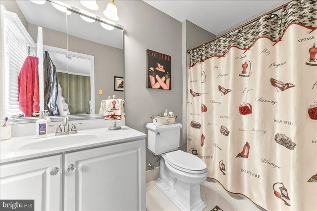 30 WILLIAM HOWARD DR, Glen Mills, PA 19342