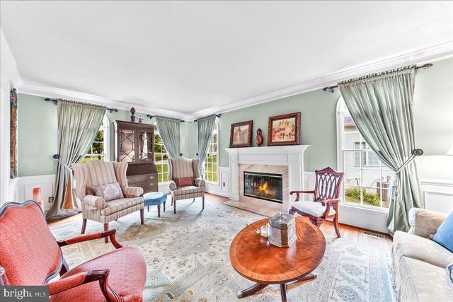 30 WILLIAM HOWARD DR, Glen Mills, PA 19342