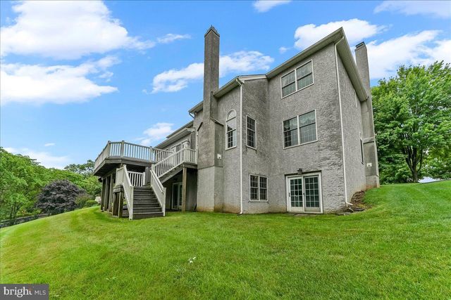 30 WILLIAM HOWARD DR, Glen Mills, PA 19342