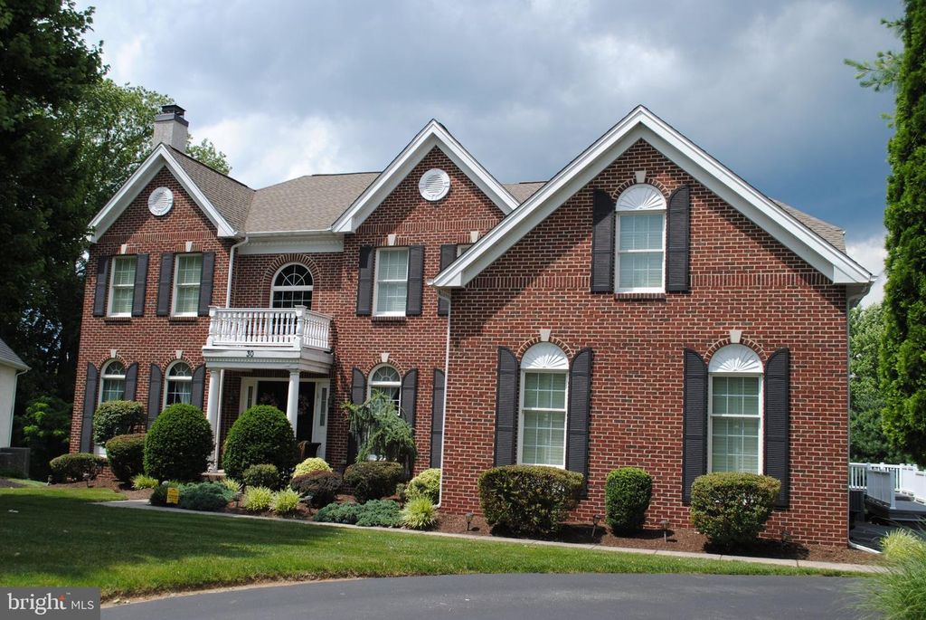 30 WILLIAM HOWARD DR, Glen Mills, PA 19342