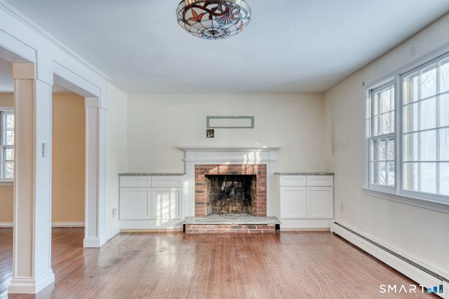 30 Arnold Drive, Tolland, CT 06084