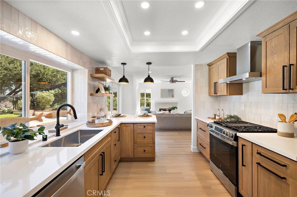 24 San Sebastian, Rancho Santa Margarita, CA 92688 — photo 2