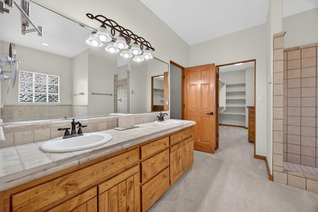 2500 Abrazo Road NE, Rio Rancho, NM 87124