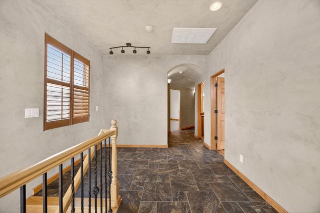 2500 Abrazo Road NE, Rio Rancho, NM 87124