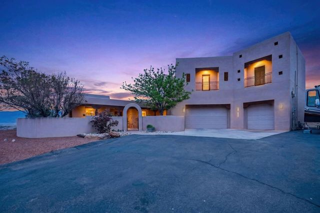 2500 Abrazo Road NE, Rio Rancho, NM 87124