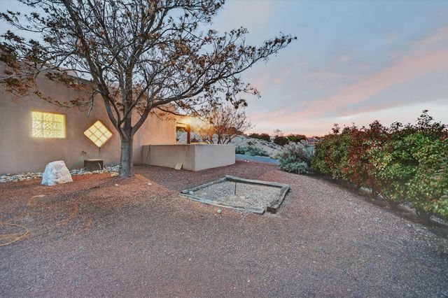 2500 Abrazo Road NE, Rio Rancho, NM 87124
