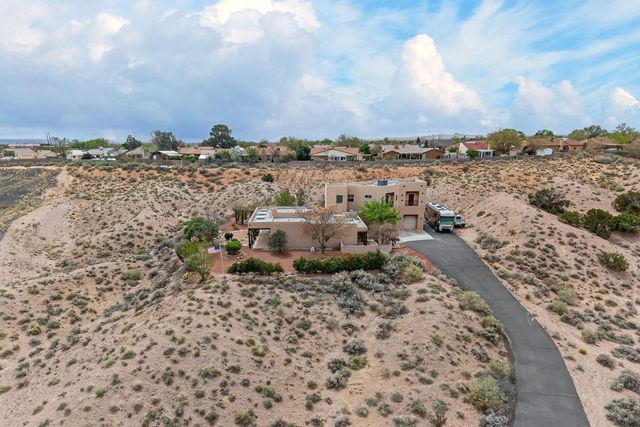 2500 Abrazo Road NE, Rio Rancho, NM 87124