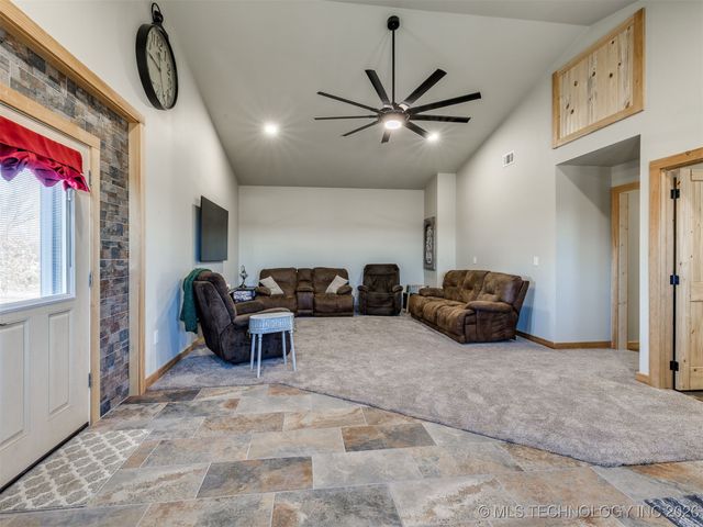 57404 S 36980 Road, Terlton, OK 74081