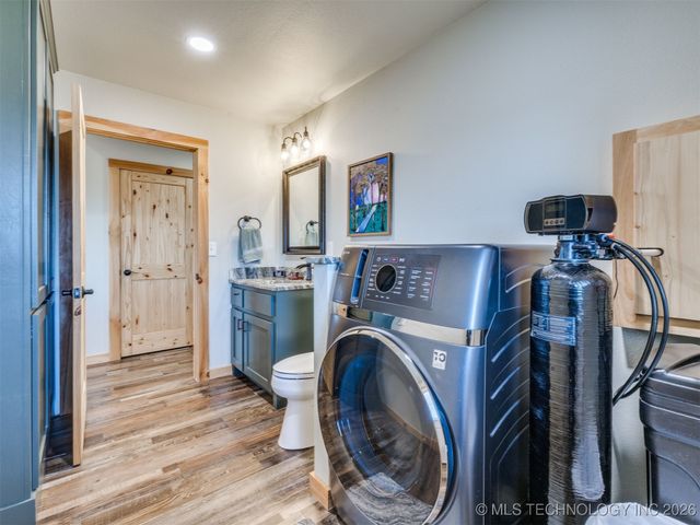 57404 S 36980 Road, Terlton, OK 74081