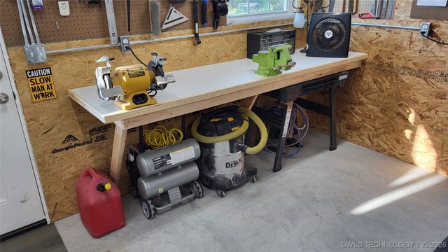 57404 S 36980 Road, Terlton, OK 74081