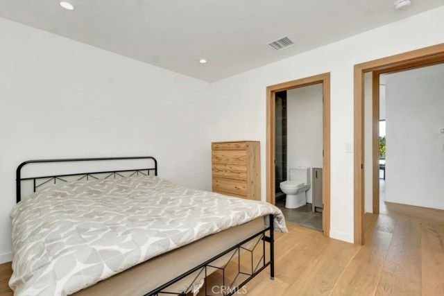 15641 High Knoll Road, Encino, CA 91436