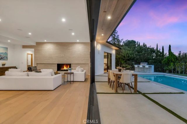 15641 High Knoll Road, Encino, CA 91436