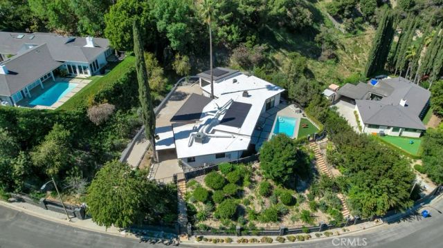 15641 High Knoll Road, Encino, CA 91436