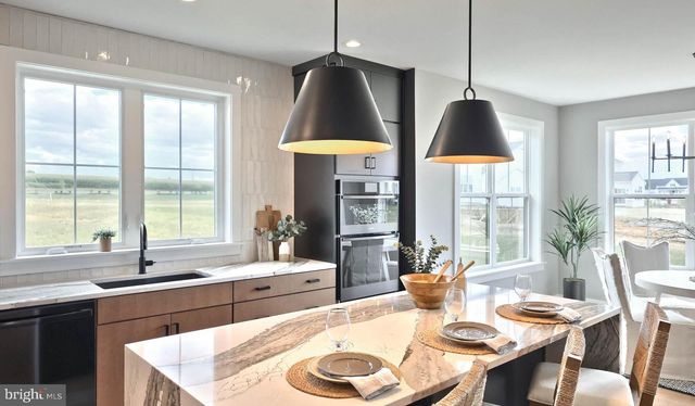 217 DAHLIA CIR, Lebanon, PA 17042