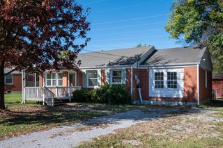3124 Cloverwood Dr, Nashville, TN 37214