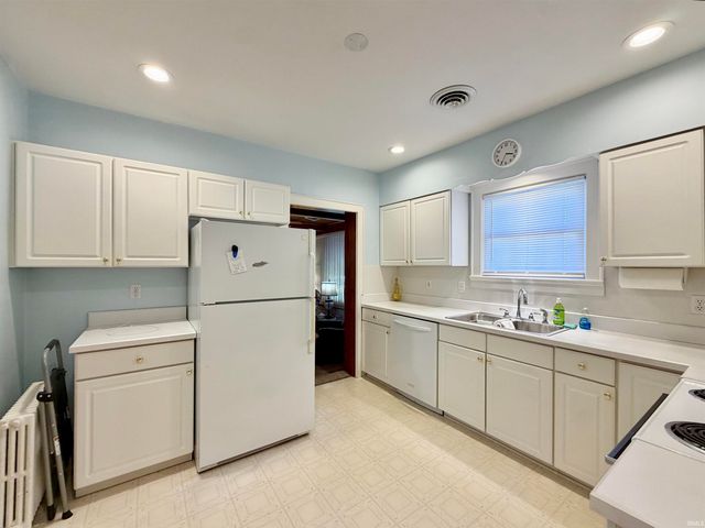 3103 E Mulberry Street, Evansville, IN 47714