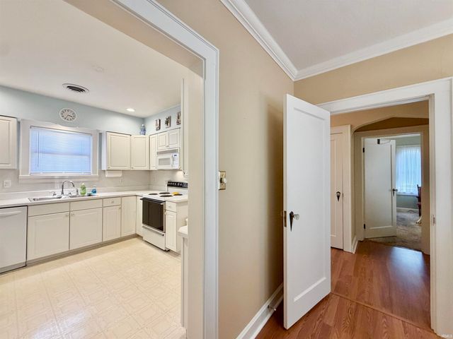 3103 E Mulberry Street, Evansville, IN 47714