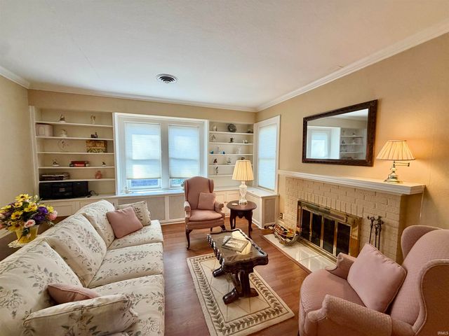 3103 E Mulberry Street, Evansville, IN 47714