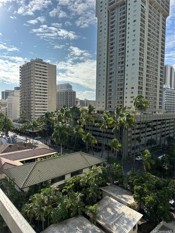 435 Seaside Avenue 804, Honolulu, HI 96815