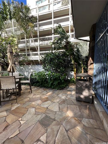 435 Seaside Avenue 804, Honolulu, HI 96815