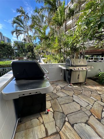 435 Seaside Avenue 804, Honolulu, HI 96815
