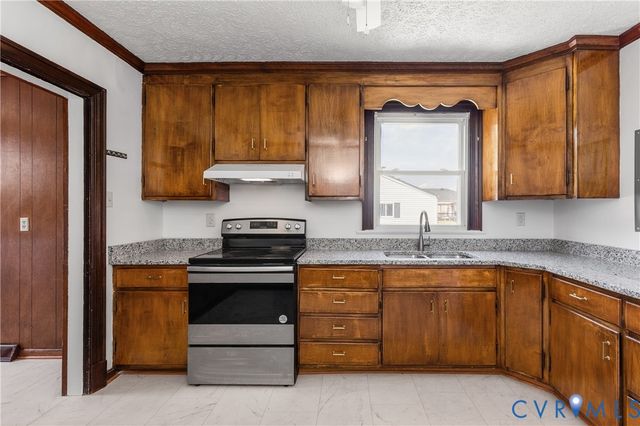 2400 Agra Dr, Henrico, VA 23228