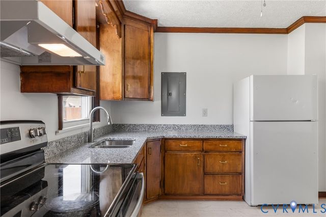 2400 Agra Dr, Henrico, VA 23228