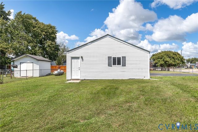 2400 Agra Dr, Henrico, VA 23228