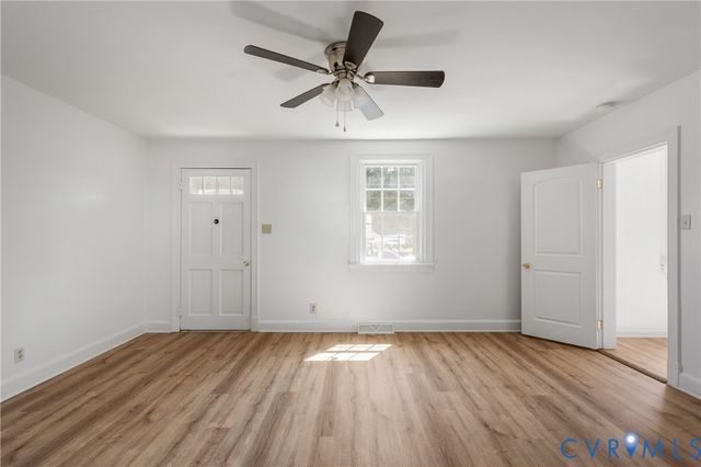 2400 Agra Dr, Henrico, VA 23228