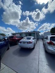 398 E 56th St, Hialeah, FL 33013