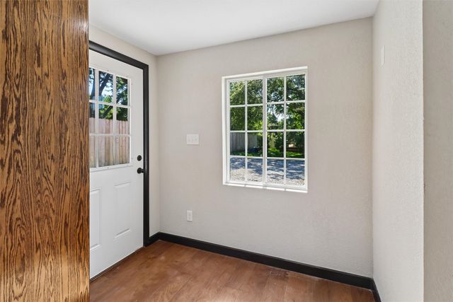 4840 NW 52nd Street, Des Moines, IA 50310