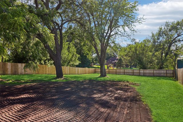 4840 NW 52nd Street, Des Moines, IA 50310