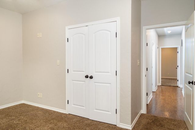124 Lakeway Lane, Longview, TX 75604