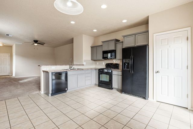 1415 Blue Sky Loop NE, Rio Rancho, NM 87144